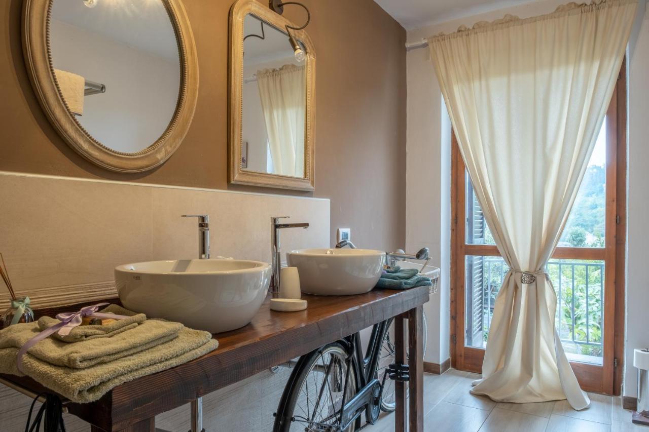 B&B Il Cortile Biella Bagian luar foto