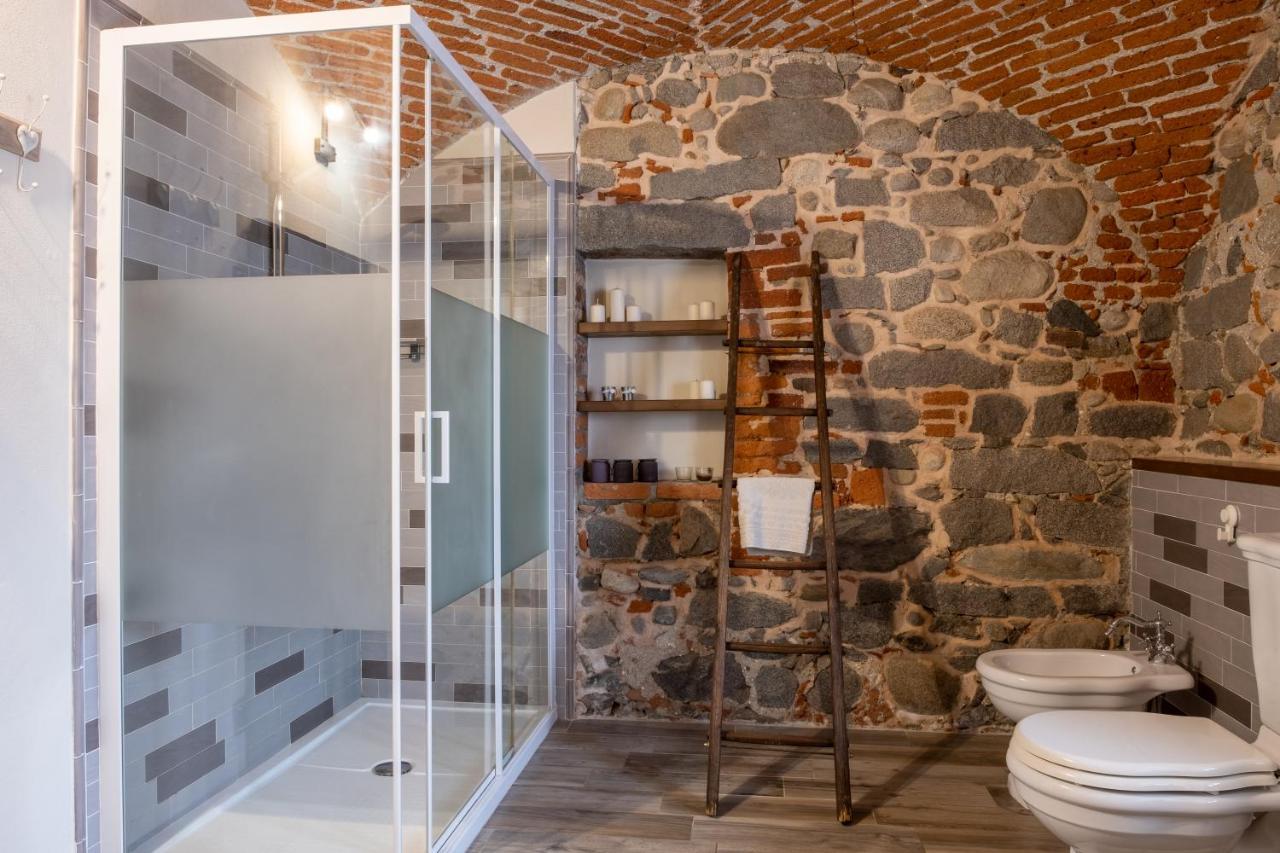 B&B Il Cortile Biella Bagian luar foto