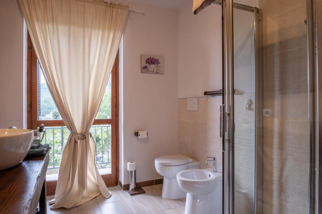B&B Il Cortile Biella Bagian luar foto